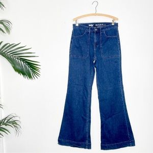 Mossimo High waisted, wide leg denim. Super stretch. Size 8/ 29. Dark blue wash